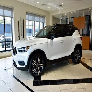 USADO LHD/RHD 2022 V0LV0 XC40 - Product Image 1