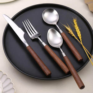 Juego de utensilios de acero inoxidable con espejo de Venta caliente con asas de madera para cenar y servir vajilla de mesa y uso en hoteles - Product Image 1