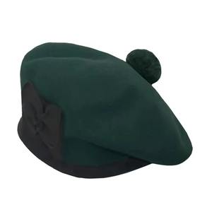 Chapeau Balmoral authentique en tartan écossais traditionnel pour les Highlands et les événements formels Logo personnalisé pour l'extérieur - Product Image 1