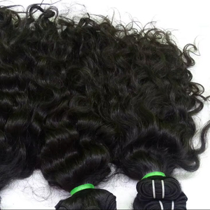 ผมแท้แบบอินเดีย ลอนธรรมชาติ  แบบ Double Weft  ต่อผมแบบมัด  ผมบริสุทธิ์จากผู้บริจาคคนเดียว  เกรด Remy  จัดเรียงเกล็ดผม  นำเข้าจากศีรษะ  ไม่ผ่านการแปรรูป  เกรด 12A - Product Image 5