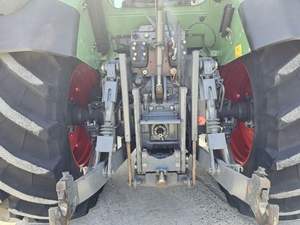 รถแทรกเตอร์ฟีนด์ท 415 วาโร่ คุณภาพสูง กำลังแรง 160 แรงม้า เครื่องยนต์ดีเซล ขับเคลื่อน 4 ล้อ พร้อมระบบส่งกำลังวาโร่ พร้อมจัดส่ง - Product Image 6