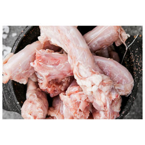 Cous de poulet entiers congelés biologiques en vrac 4.8kg avec des vitamines essentielles - Product Image 3