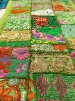 Chemin de table vintage brodé avec motif patchwork, lavable, fabriqué au Rajasthan, Inde, pour la maison, la cuisine, les mariages, les dîners, les cadeaux