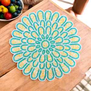 Napperon perlé Chargeur rond fait à la main pour salle à manger de luxe et décor de vacances Pièce unique perlé à la main, napperon, pendaison de crémaillère - Product Image 2