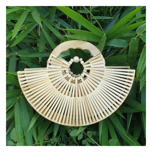Sac en bambou, écologique et chic, léger et solide, ajoute un charme d'été unique à n'importe quelle tenue, idéal pour des vacances décontractées - Product Image 2