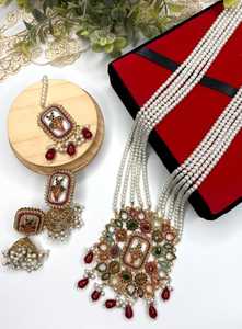 Diamant artificiel Clavicule Chaîne Tournesol Collier Pendentif Anneau Boucles D'oreilles Ensemble de Bijoux pour Femmes - Product Image 3