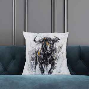 Coussin imprimé moderne abstrait avec motif de taureau : artistique, noir, doux, décoration d'intérieur, 8"x16" - 20x40 cm - Product Image 2