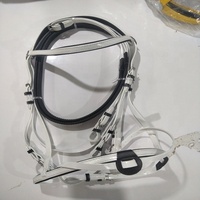 Bridon de course imperméable en PVC pour chevaux, résistant à l'humidité, avec des attaches métalliques antirouille et durables, conçu pour diverses équitations.