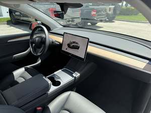 เทสลา โมเดล วาย เพอร์ฟอร์แมนซ์ ปี 2025 มือสอง - Product Image 3