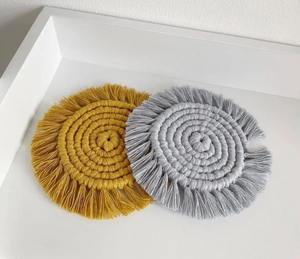 Chemin de table moderne fait à la main en macramé Accent décoratif en coton tissé pour la table basse de la salle à manger et la décoration de la cuisine - Product Image 4