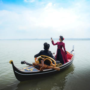 Venetian Gondola Real <b>Boat</b> Elegant Handmade Wooden <b>Rowing</b> <b>Boat</b> for Lake and Resort Use (460Lx120Wx112H cm) - Product Image 1