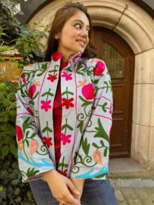 Nueva chaqueta Suzani bordada a mano de moda, último proveedor de ropa para mujer, chaqueta Suzani Boho Chic para mujer - Product Image 3