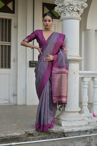 Traje tradicional elegante ligero suave Banglori Handloom Sari de seda cruda con borde de trabajo de tejido disponible en cinco colores - Product Image 4