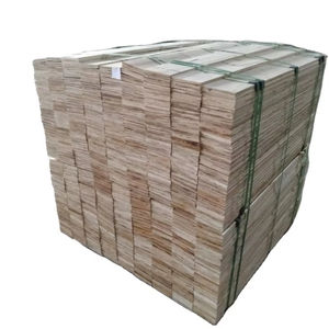 Bois lamellé-collé LVL de haute qualité, bois d'emballage, L 3960 mm pour les constructions - Product Image 1