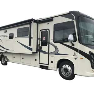 SUV Familiar Económico 2021 XL 36C, Emisión Euro IV, Capacidad para 4-6 Personas, Color Blanco, Motor 4.5L, Caja de Cambios Automática, Panorámico - Product Image 1