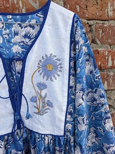 Main Bloc Imprimé 100% Coton Robe Indienne Motif Floral Tuniques avec Gland Décoration Style Décontracté Longue Robe - Product Image 3