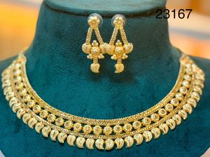 Conjunto de collar y pendientes de oro elegante de 24 quilates, diseño intrincado en forma de pera Vintage para boda y fiesta, joyería de cobre - Product Image 2