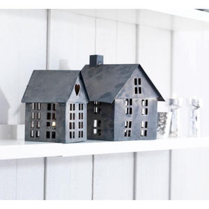 Casa Navideña Vintage de Hierro Galvanizado Oscuro, 100 Piezas, Decoración Ecológica Personalizable para el Hogar, Festividades - Product Image 1