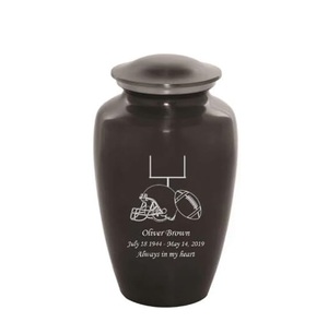 Urnes de crémation gravées sur mesure en métal de football pour les cendres humaines Urne funéraire pour adultes Urne gravée à la main de taille personnalisée abordable - Product Image 1
