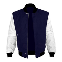 Veste universitaire avec manches lisses finition laine comme corps et patch logo qui ajoute une forte personnalité pour les Hangouts du soir