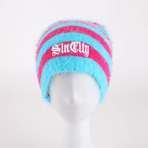 Chapeau d'hiver en tricot acrylique jacquard graphique unisexe personnalisé avec un logo rayé, design fait main, broderie à la main - Product Image 5