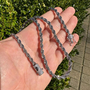 Collier à fermoir en moissanite pour homme avec plaque en acier inoxydable ou argent sterling 925 Chaîne en corde avec diamant Bijoux de mode - Product Image 1