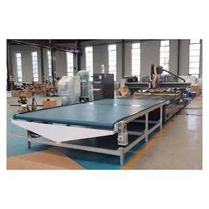 Routeur <span class=keywords><strong>CNC</strong></span> à bois <span class=keywords><strong>ATC</strong></span> polyvalent à haute efficacité avec chargement et déchargement automatiques pour divers meubles - Product Image 1