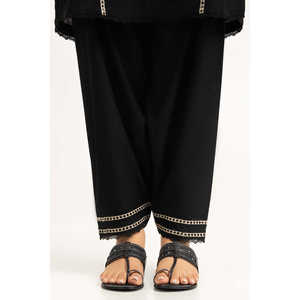 Conjunto de Dos Piezas Casual para Mujer, Negro, de Poliéster con Textura, Bordado, Talla XXS, Largo por Encima de la Rodilla, con Diseño sin Cuello - Product Image 1