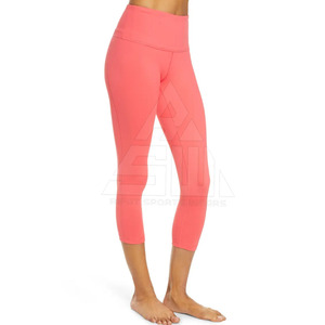 Leggings Nuevas Hechas a Medida para Mujer, Color Sólido, Alta Calidad, Transpirables, Control de Abdomen, Spandex/Poliéster, Largo Completo, Hechas en Pakistán - Product Image 3