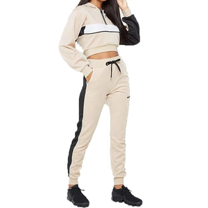 Los últimos conjuntos de chándal de algodón para mujer con logotipo, chándal personalizado para mujer, trajes para correr, ropa informal, Sudadera corta con capucha cómoda - Product Image 1