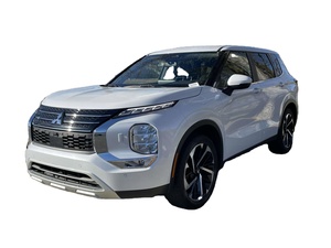 Usado Clean 2023 Mitsu-bishi Outlander SE V4 2.5L AWD - Product Image 3