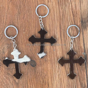 Vente chaude nouveau Design porte-clés en cuir de vachette porte-clés en cuir de fourrure véritable porte-clés élégant forme Unique porte-clés de luxe - Product Image 4