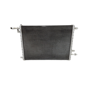 Radiateur d'eau JAGUAR E-Pace Série J9C3-8K230-AA 204DT Diesel 2000 (17>) - Product Image 1