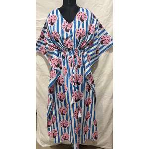 Caftán largo con estampado Jaipuri hecho de rayón, de una sola pieza - Product Image 1