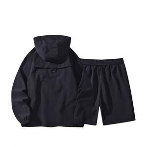 Conjunto cortavientos negro OEM hecho a medida con múltiples bolsillos chaqueta con capucha y cremallera y manga larga corta de tela de poliamida - Product Image 2