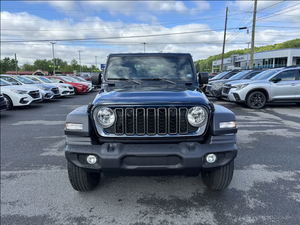 Jeep Wrangler Sport SUV 2025 d'occasion - Product Image 3