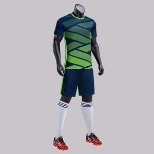 Conjunto de Uniforme de Fútbol Personalizado de Poliéster 100%, Uniforme de Fútbol de Secado Rápido para Adultos - Product Image 3