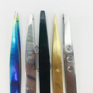 Pinzas para Cejas Recién Llegadas, Disponibles en Dorado, Plateado y Negro, Pinzas con Logotipo Personalizado, Alta Demanda, Mejor Precio - Product Image 3