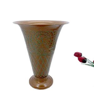 Vase à fleurs en métal et aluminium de créateur antique en relief Pots de décoration de maison modernes Nouveau look de vente chaude pour le salon - Product Image 2