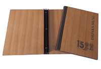 Porte-menu personnalisé en bois de bouleau A4, surface texturée, certifié ISO9001:2015, logo personnalisé, couleur au choix, fournitures pour restaurants