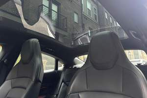 Porsche Taycan 4S 2022 SUPER LIMPIO, LISTO PARA ENVIAR - Product Image 5