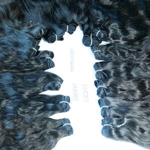 Extensiones de Cabello 100% Virgen Remy, Cabello Indio Natural en Paquetes Ondulados, Liso Natural, Ondas Profundas, Ondas Sueltas, Estilos de 8 a 32 Pulgadas - Product Image 6