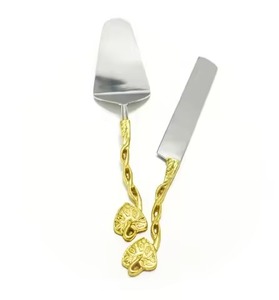 Juego de cuchara de cuchillo de tenedor y servidor de pastel de oro de latón de alta calidad con mango de resina recién llegados Servidor de cuchillo de latón - Product Image 2