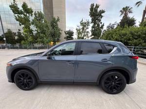 Precio bajo 2024 M a z d a  C X - 5   2. 5 S Carbon Edition, auto de lujo usado en venta - Product Image 4