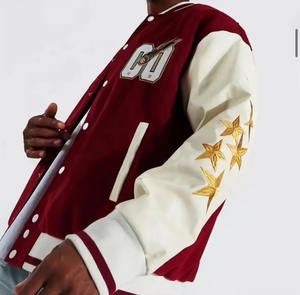 Streetwear personnalisé de haute qualité Veste universitaire pour hommes broderie en chenille lignes épurées et coupe flexible Veste universitaire pour hommes - Product Image 4