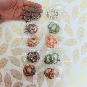 Nouvelle arrivée traditionnelle Meenakari Jhumki Bali boucles d'oreilles pour femmes plaqué or bijoux de mariage avec perle et diamant cadeau faveur - Product Image 6