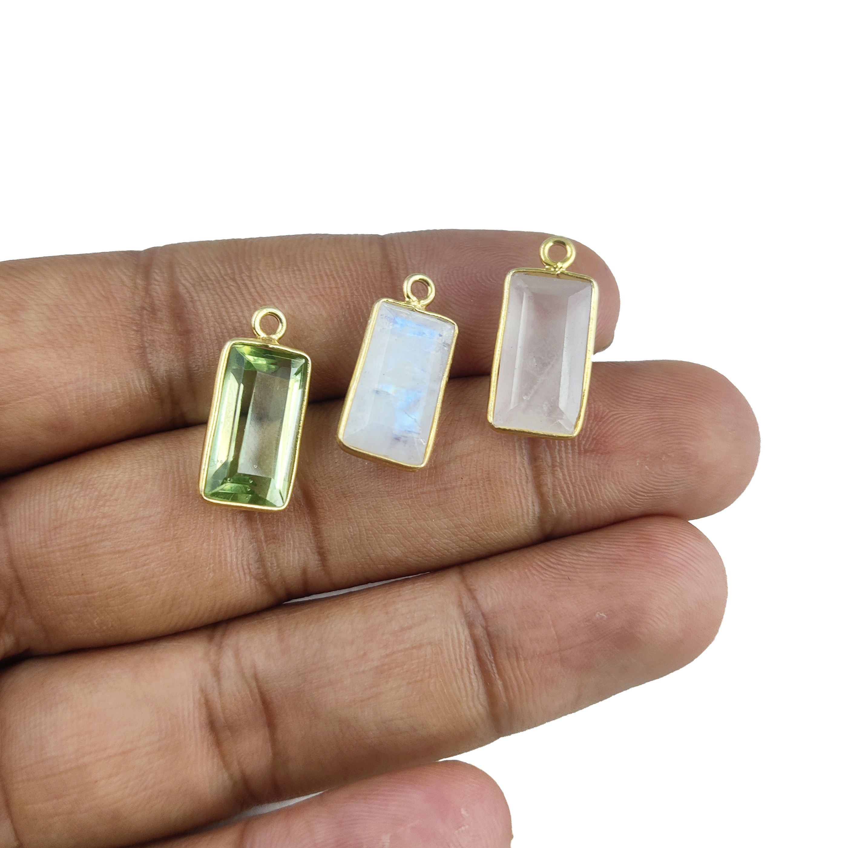 มูนสโตนสีรุ้ง