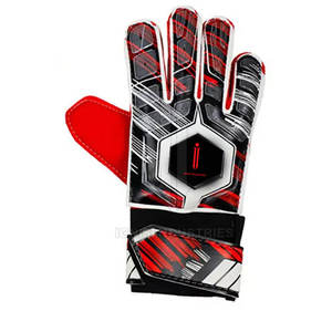 Guantes de portero Ultra Grip con orificios de ventilación y doble muñequera para mayor estabilidad - Product Image 3