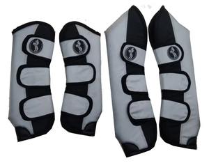 Botas de viaje para caballos de grado profesional con acolchado adicional y correas ajustables para transportar calzones de caballos de forma segura - Product Image 1