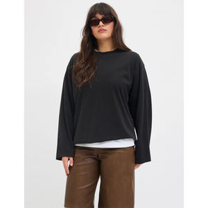 เสื้อยืดผู้หญิงขายส่ง ผ้าฝ้ายฟอกสี ทรงโอเวอร์ไซส์ คุณภาพสูง แขนยาว เนื้อผ้าหนา รับสกรีนโลโก้ แฟชั่นสตรีท สีพื้น สำหรับฤดูร้อน - Product Image 6